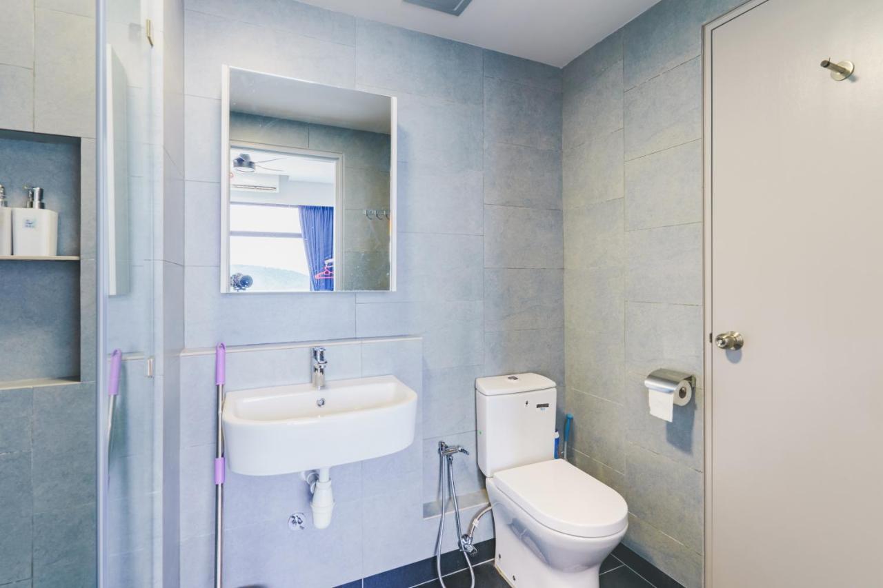 Full Seaview 2R1B Condo For 6Pax In Кота-Кинабалу Экстерьер фото